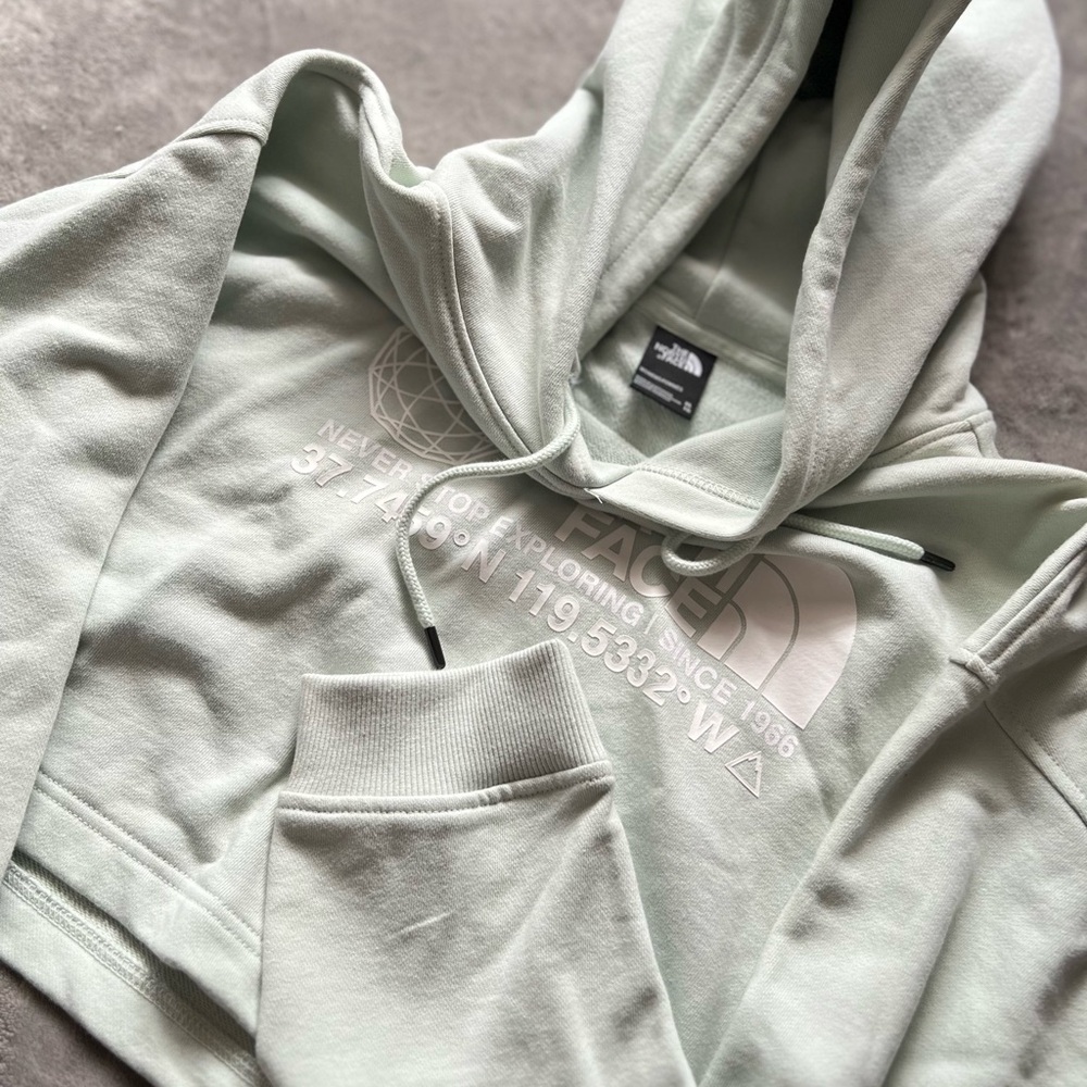 The North Face Mint Green Cropped Hoodie - Picture 2 of 4